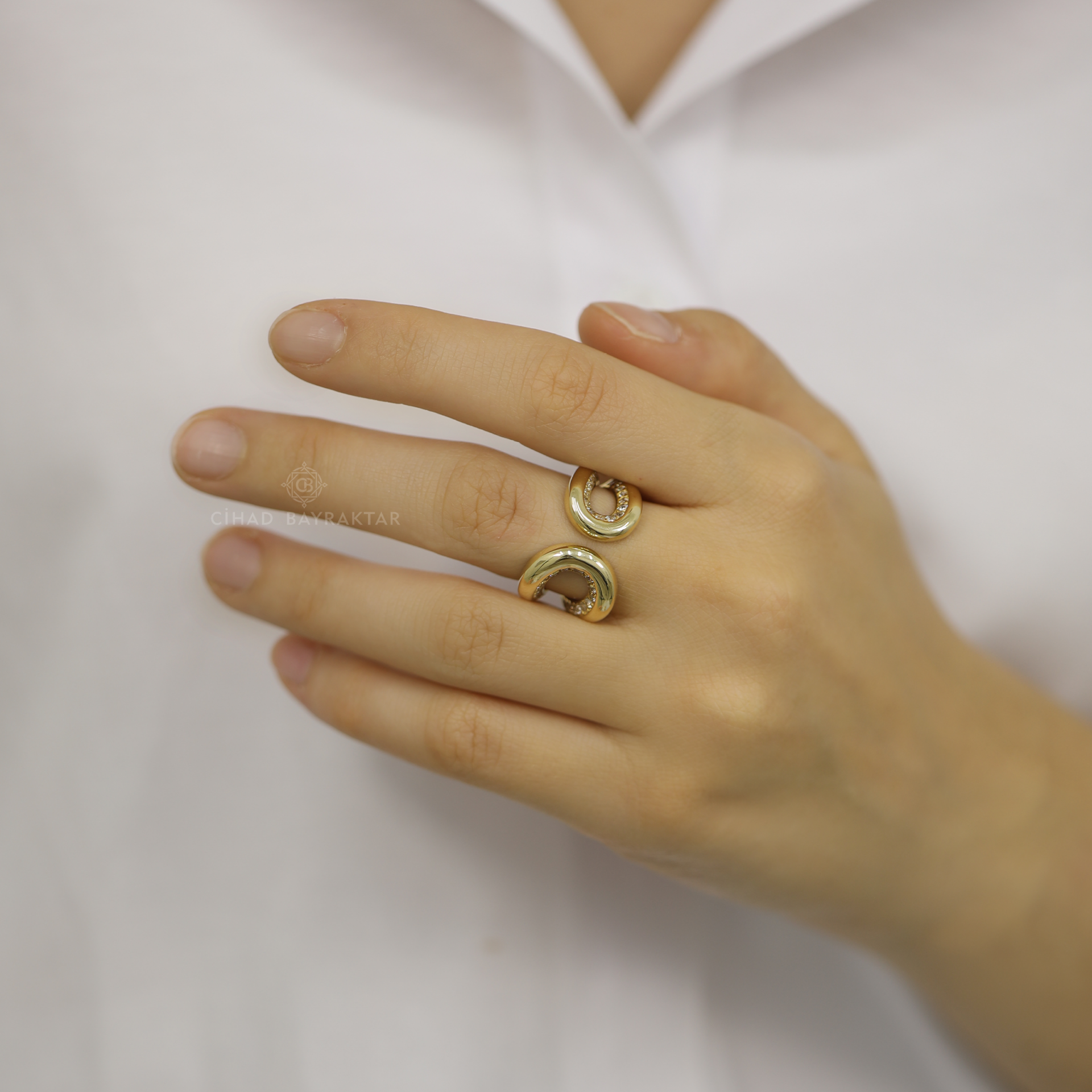 Taşlı Altın Yüzük