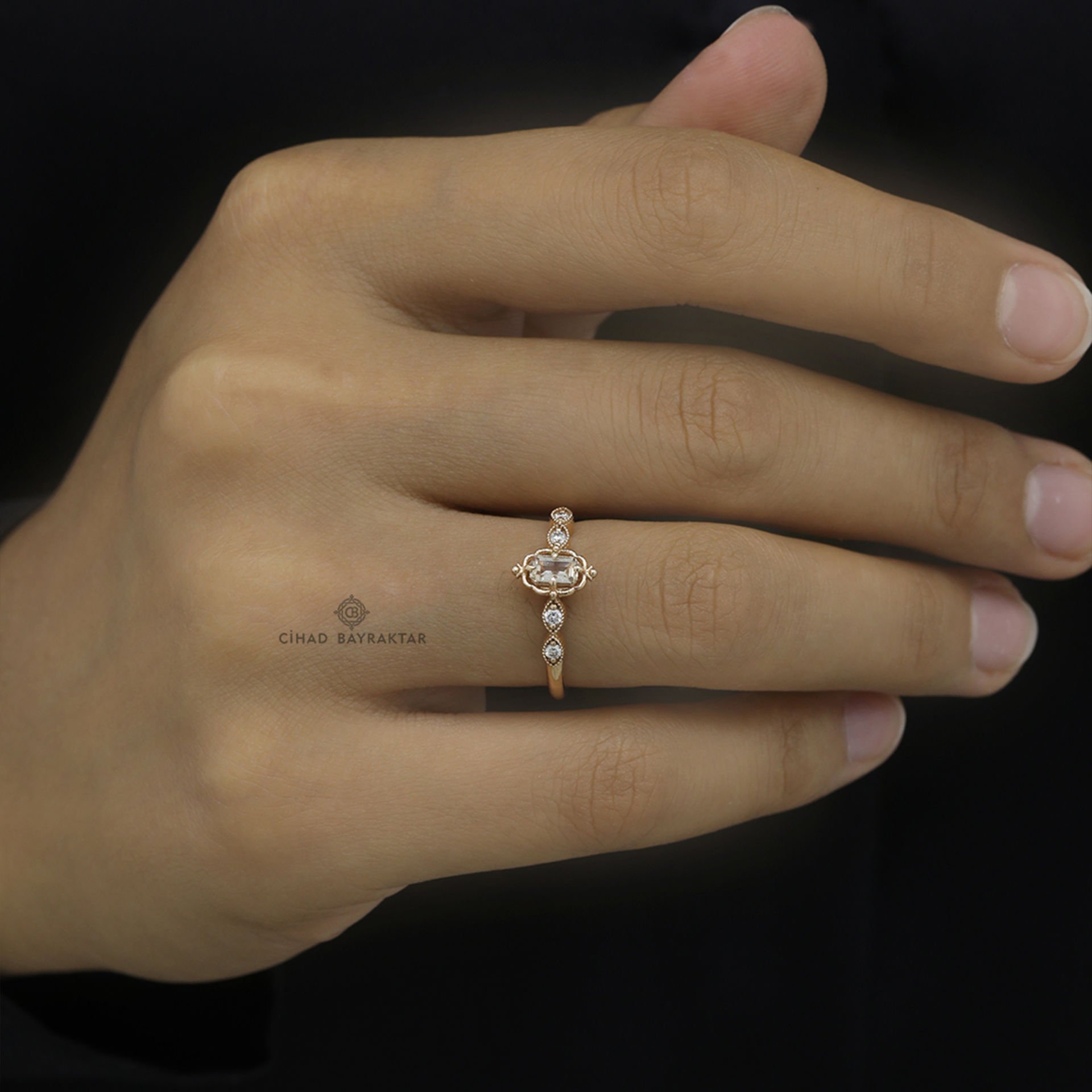 0,43 Karat Morganite Pırlanta Yüzük