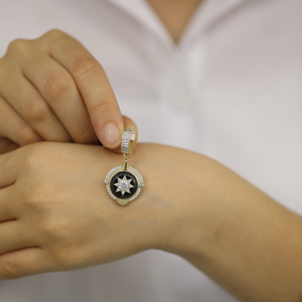 Taşlı Charm