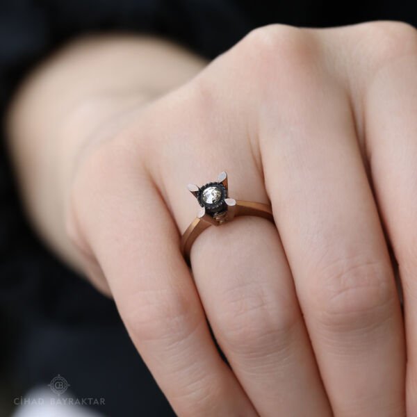 0,12 ct Elmas Tektaş Yüzük