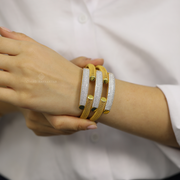 Taşlı Kaburga Kelepçe