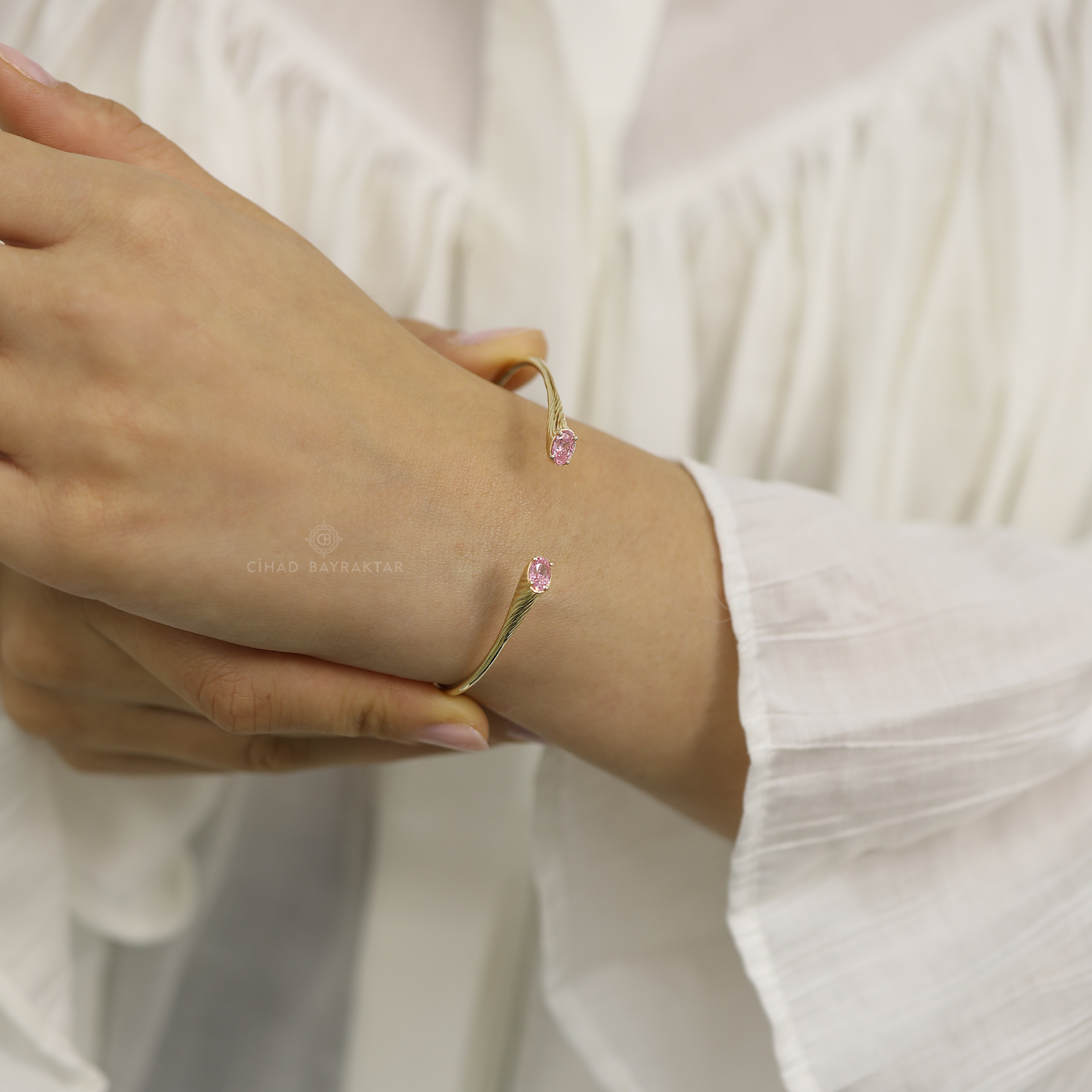 Pembe Taşlı Kelepçe