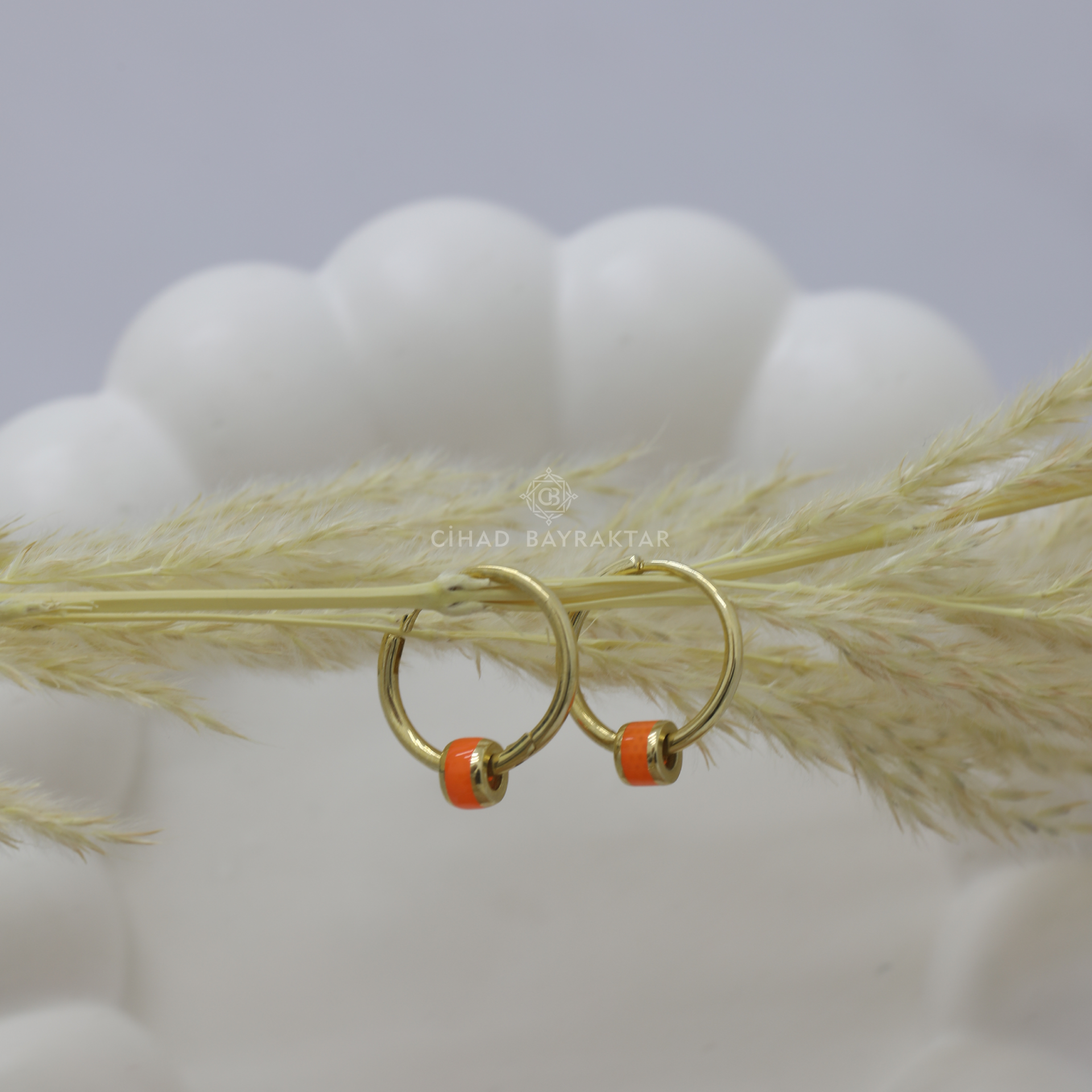 Turuncu Halka Altın Küpe