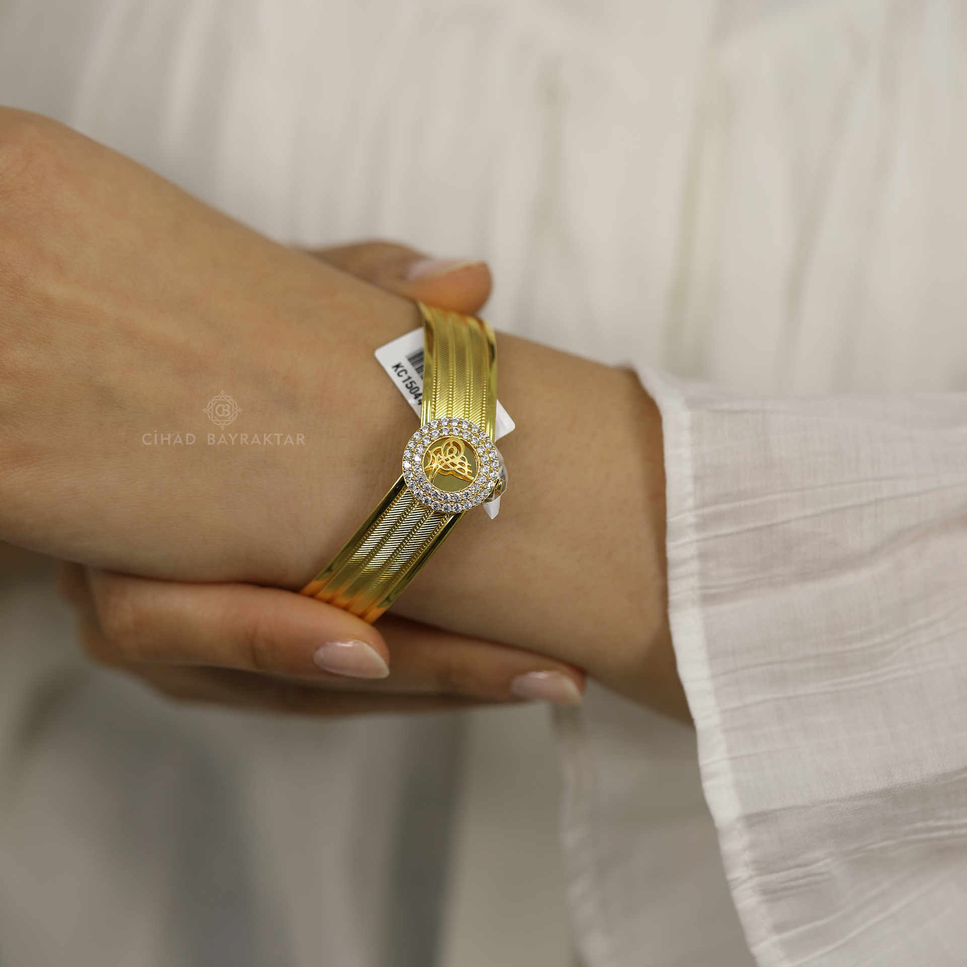 Tuğralı Altın Kelepçe