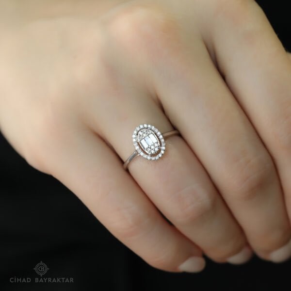 0.31 ct Pırlanta Baget Yüzük