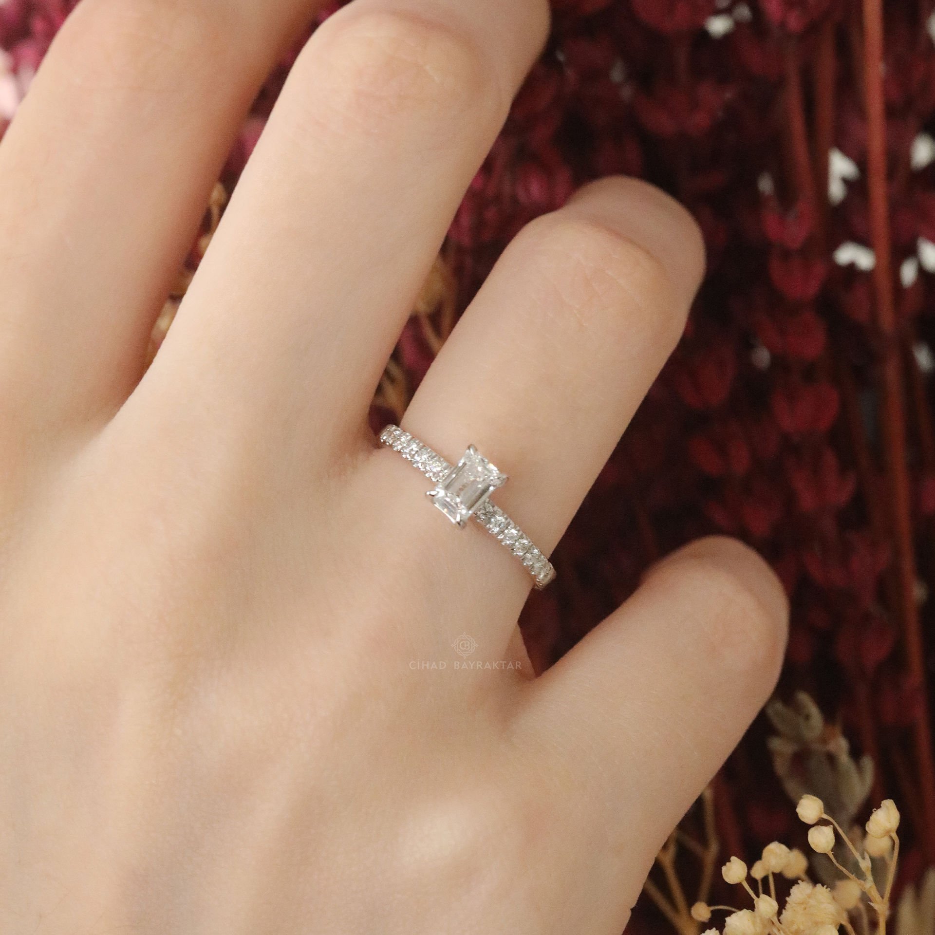 0,71 Ct.  Pırlanta Yüzük