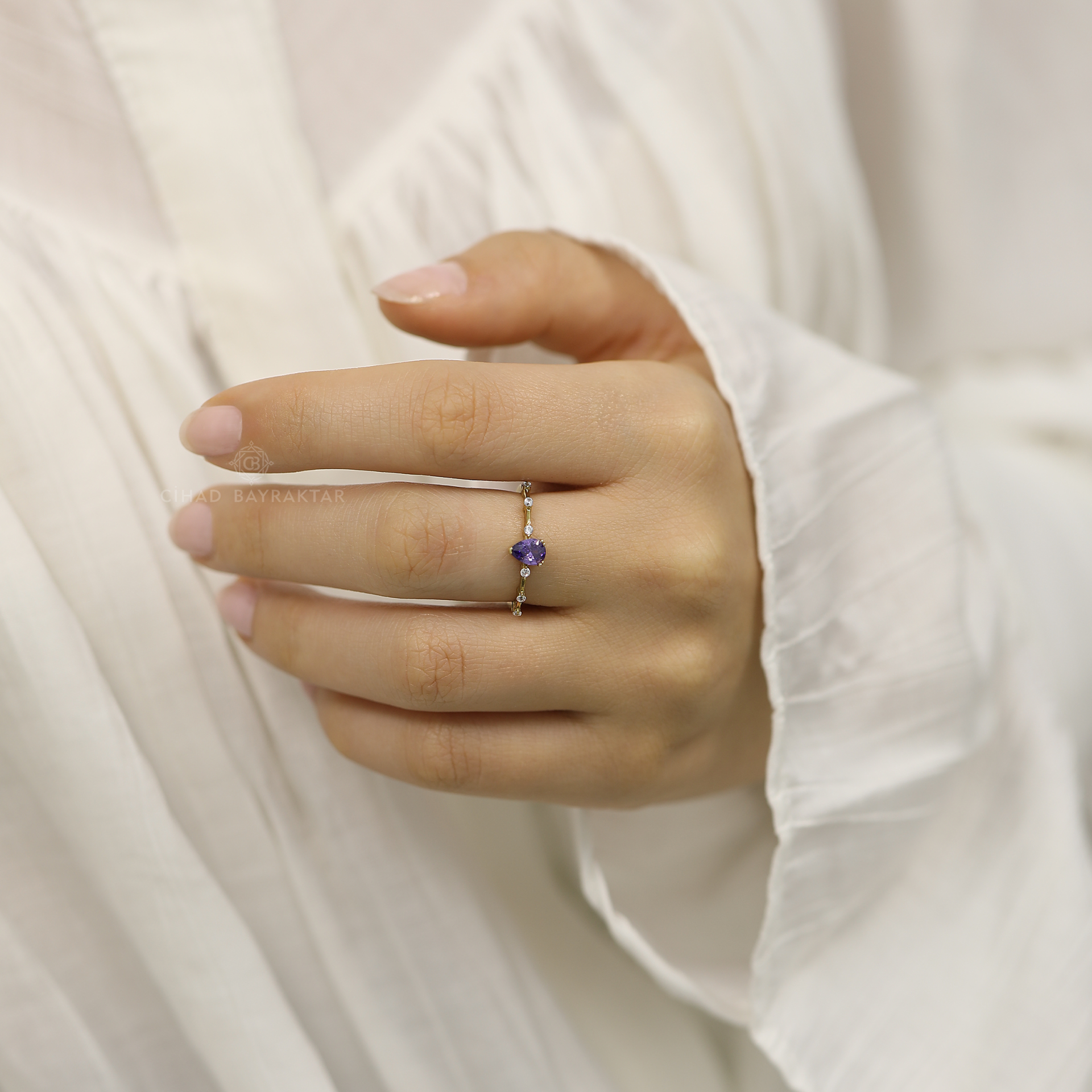 Mor Taşlı Yüzük