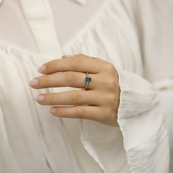 Mavi Taşlı Yüzük