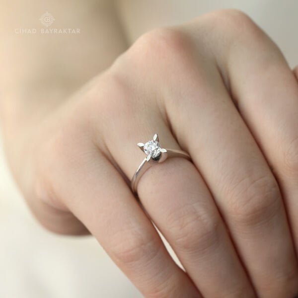 0,54 ct Pırlanta Tektaş Yüzük
