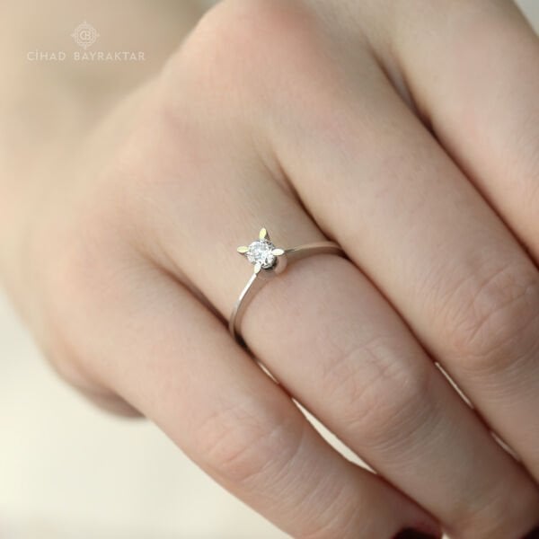 0,25 ct Pırlanta Tektaş Yüzük