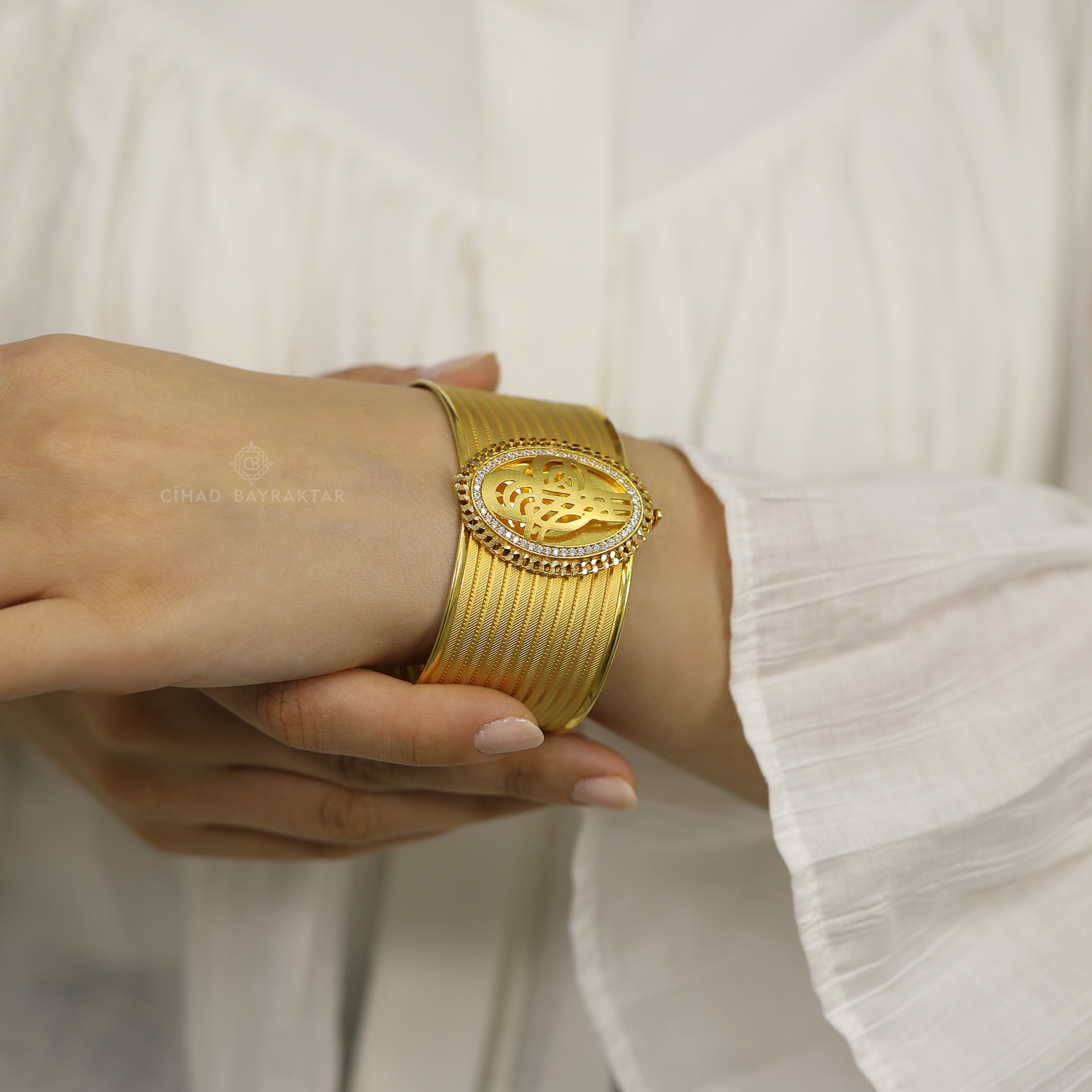 Hasır Altın Kelepçe