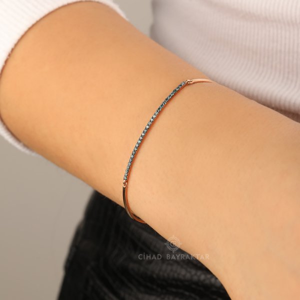 0.35 Ct. Fantazi Mavi  Pırlanta Bileklik