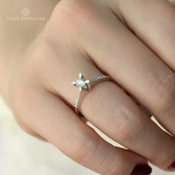 0,46 ct Pırlanta Tektaş Yüzük