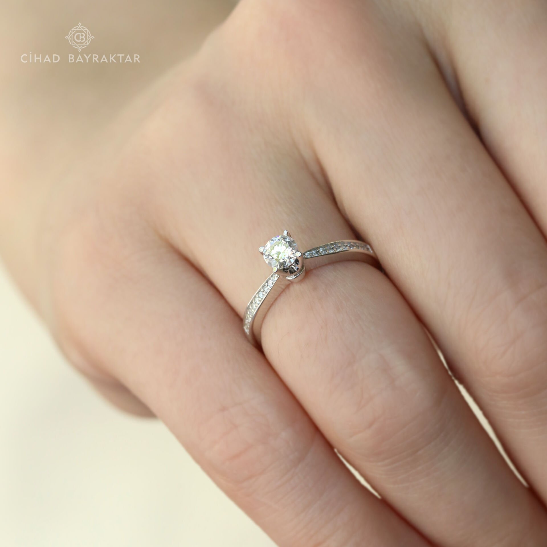 0,41 ct Pırlanta Tektaş Yüzük