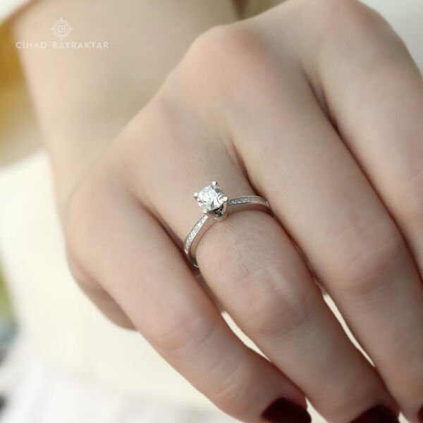 0,81 ct Pırlanta Tektaş Yüzük