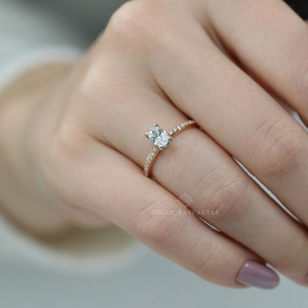 0,64 Ct. Tektaş  Pırlanta Yüzük