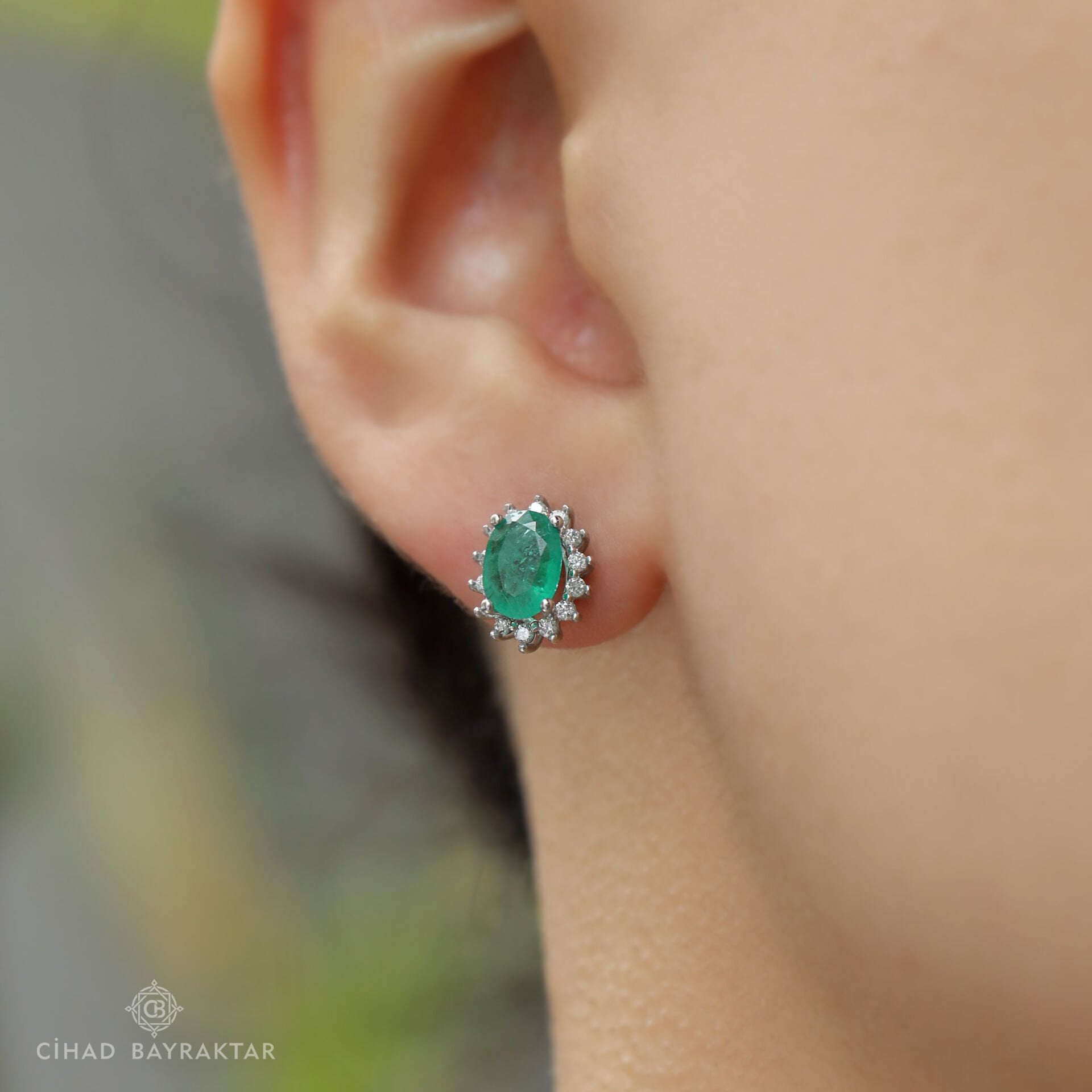 1,33 ct Zümrüt Pırlanta Küpe