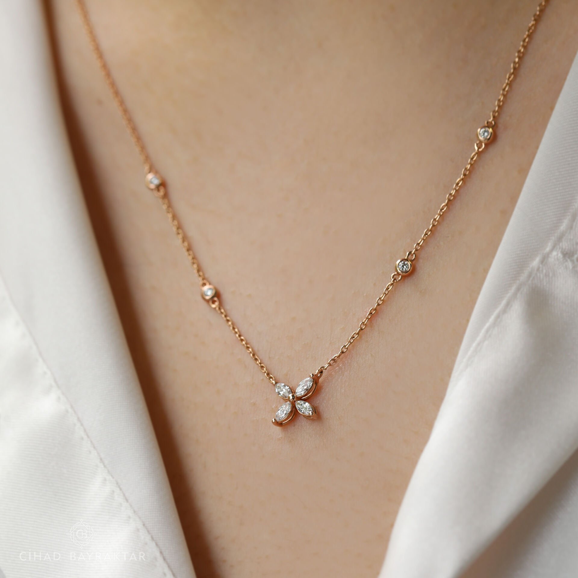 0,33 ct Pırlanta Markiz Kolye