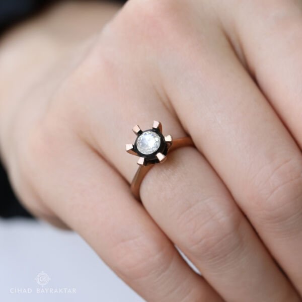 0.45 ct Elmas Tektaş Yüzük