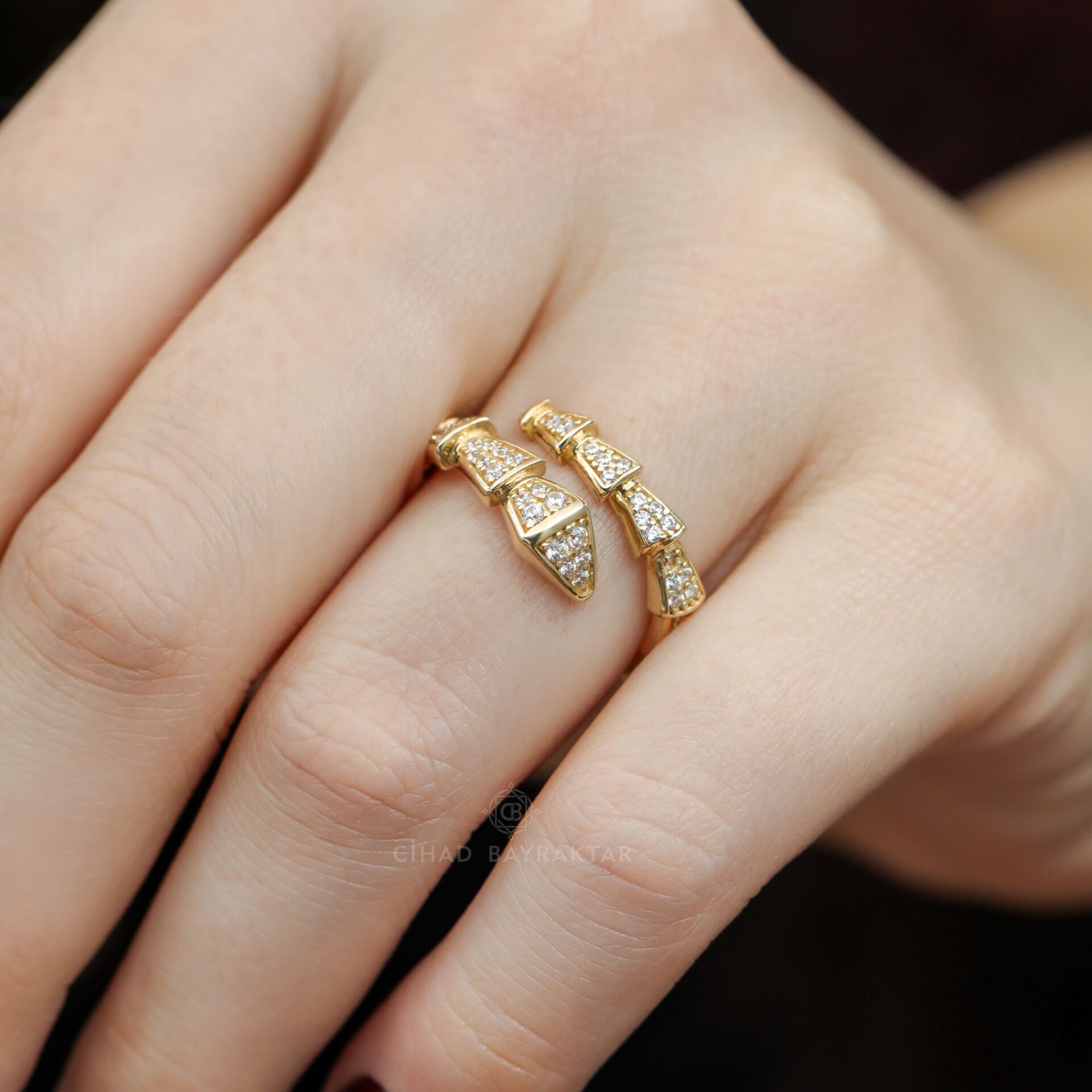 Taşlı Yılan Altın Yüzük