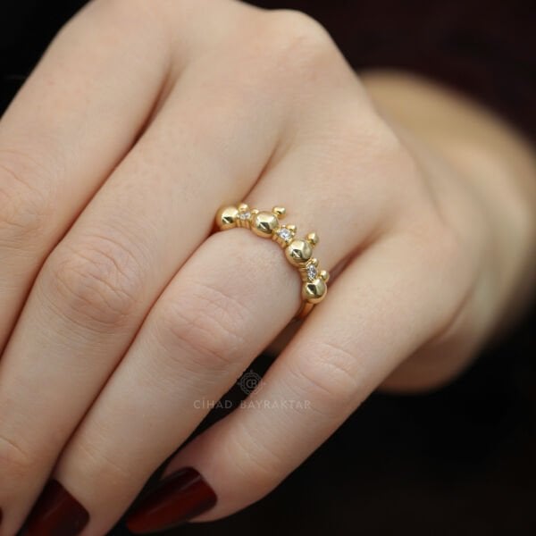 Taşlı Altın Yüzük