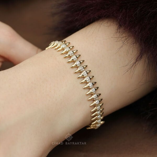 Taşlı Altın Bileklik