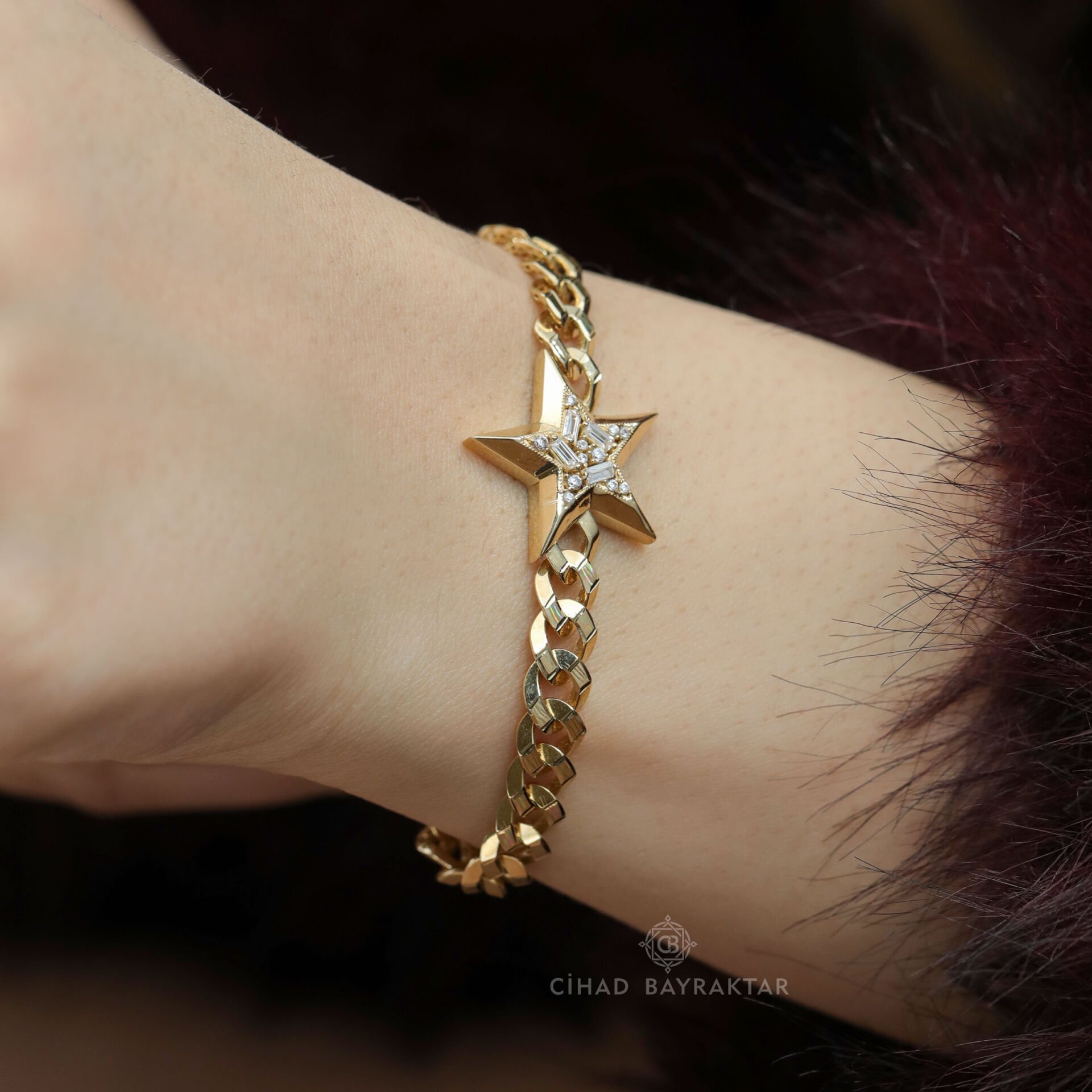 Ema Yıldız Altın Bileklik