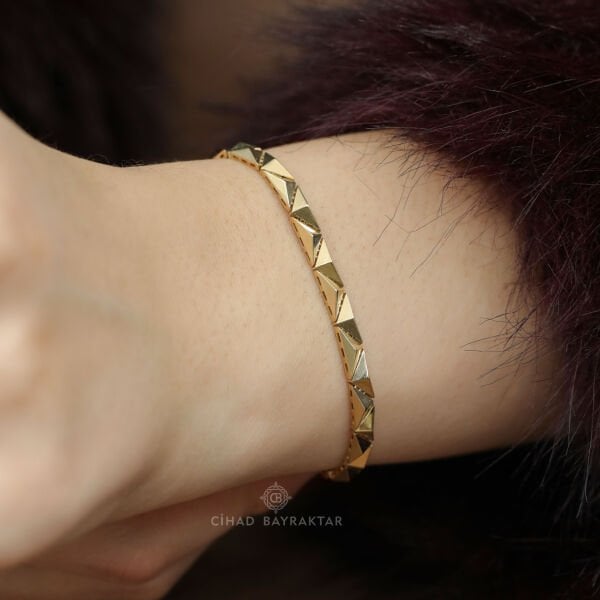 Parlak Altın Bileklik