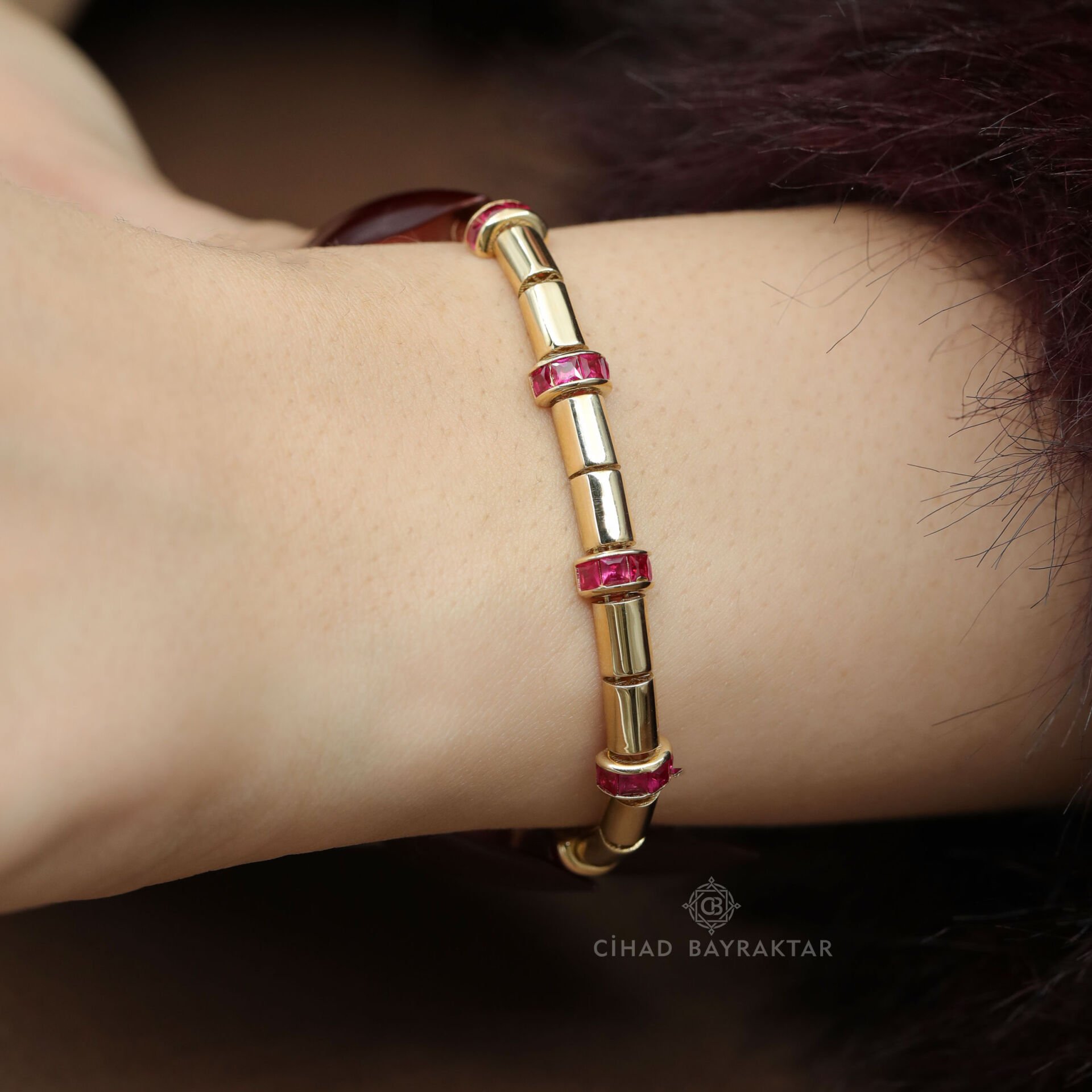 Taşlı Altın Bileklik