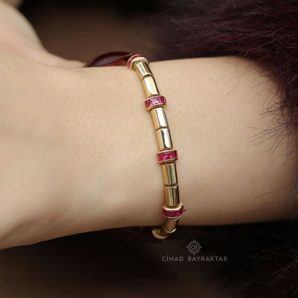 Taşlı Altın Bileklik