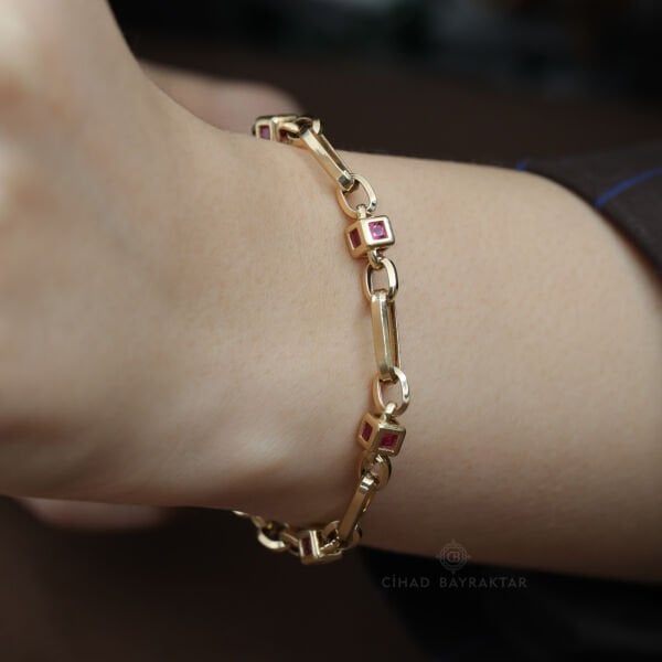 Cetaş Taşlı Altın Bileklik
