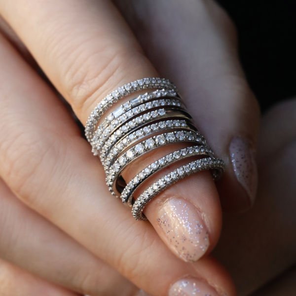 0,24 Ct. Yarımtur Pırlanta Yüzük