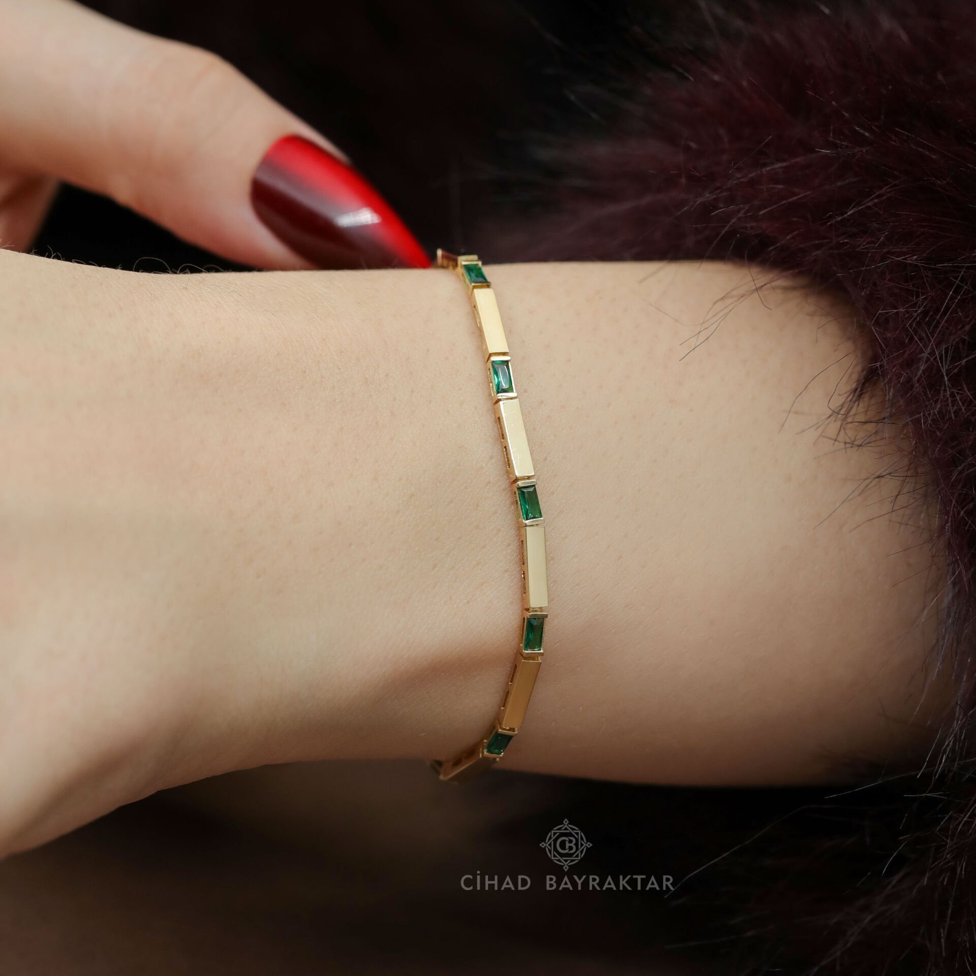 Yeşil Taşlı Altın Bileklik