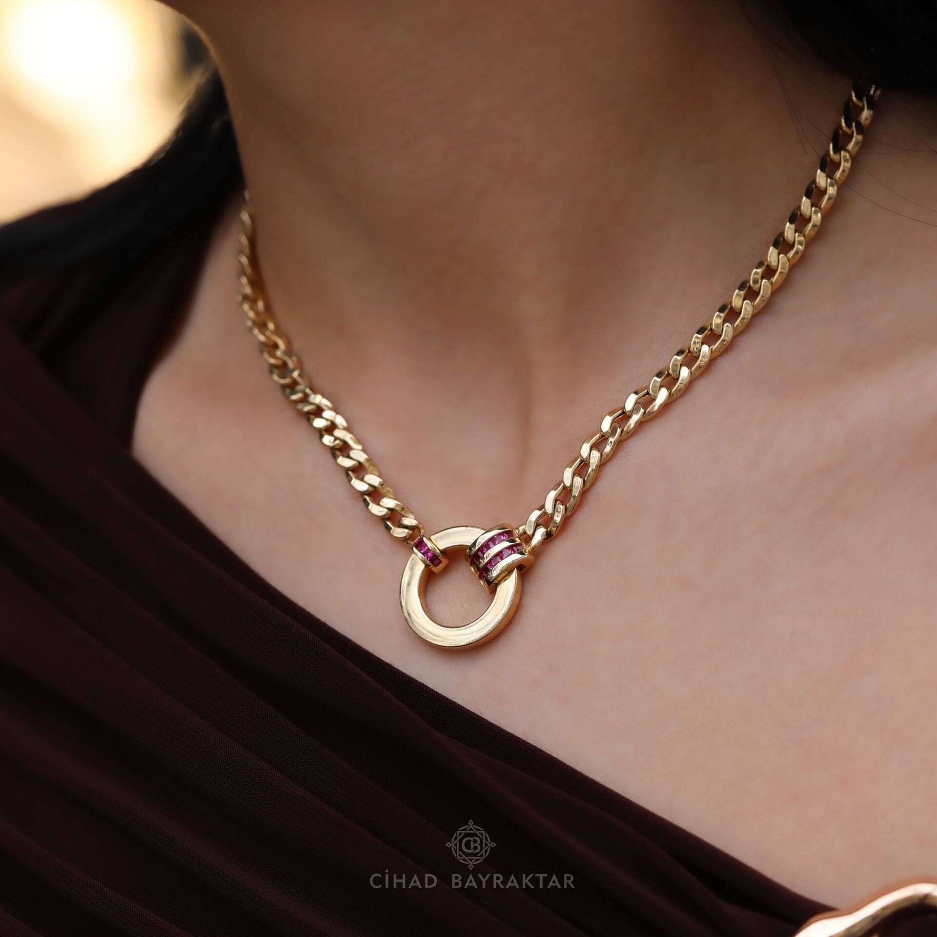 Cetaş Taşlı Altın Kolye