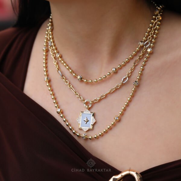 Ema Taşlı Altın Kolye