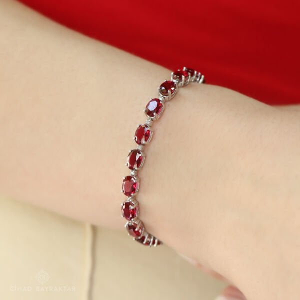 17,47 ct Yakut Pırlanta Bileklik