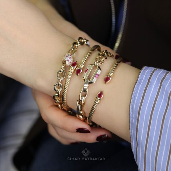 Cetaş Taşlı Altın Kelepçe