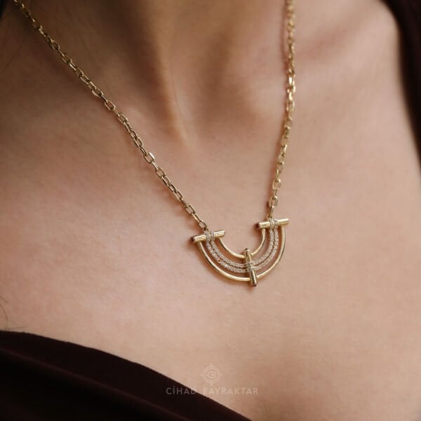 Taşlı Altın Kolye