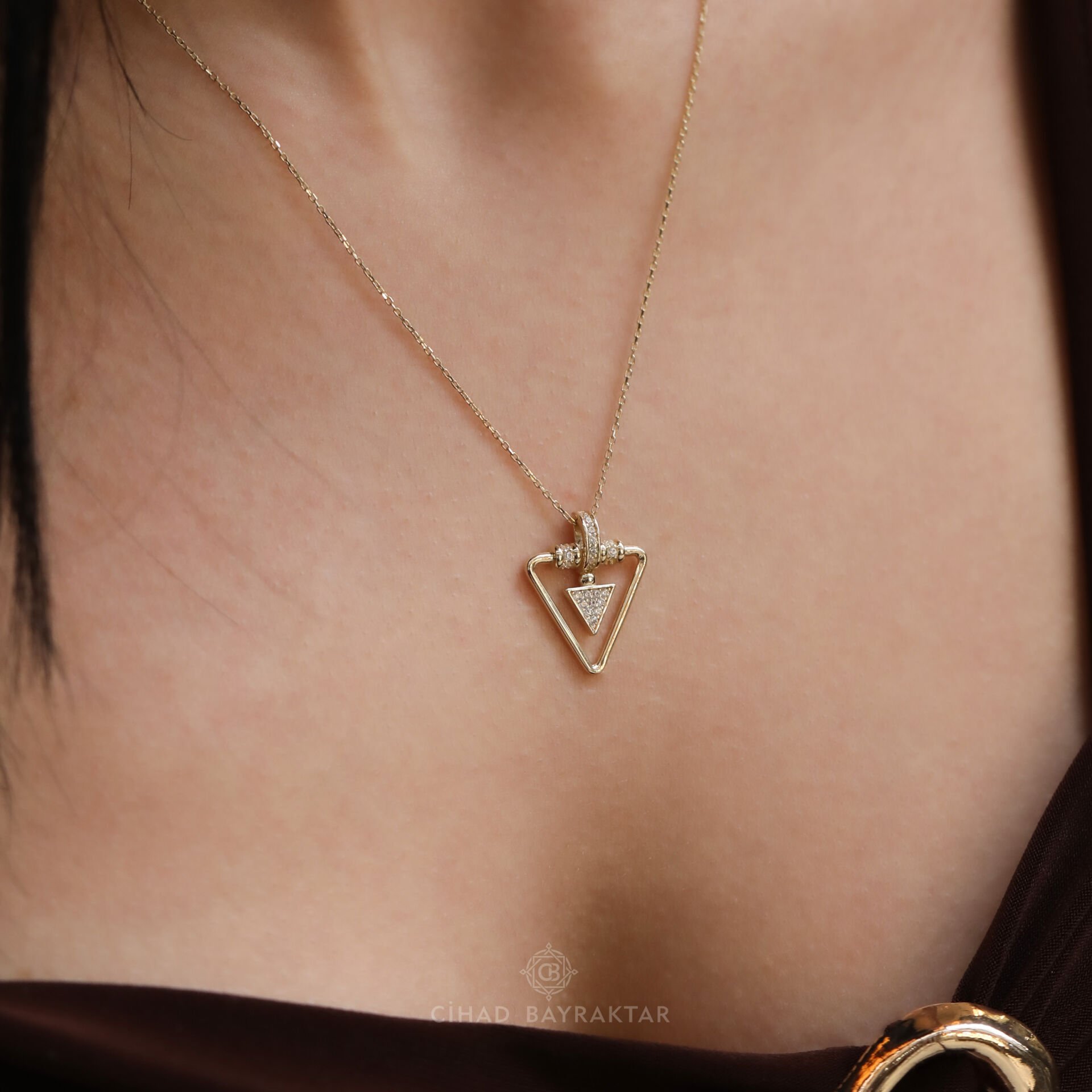 Taşlı Altın Kolye