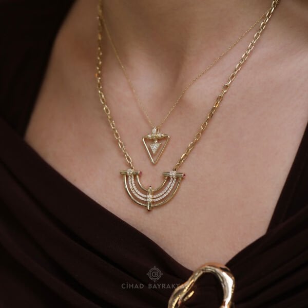 Taşlı Altın Kolye