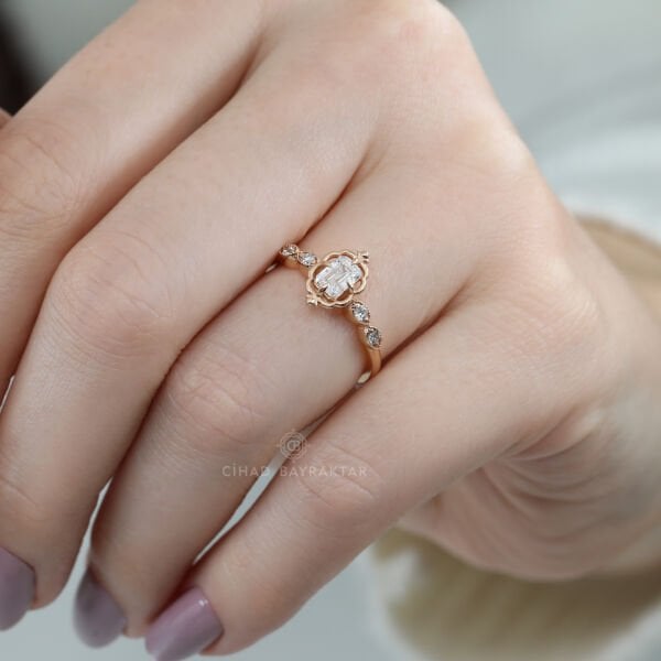 Vintage Morganite Pırlanta Yüzük