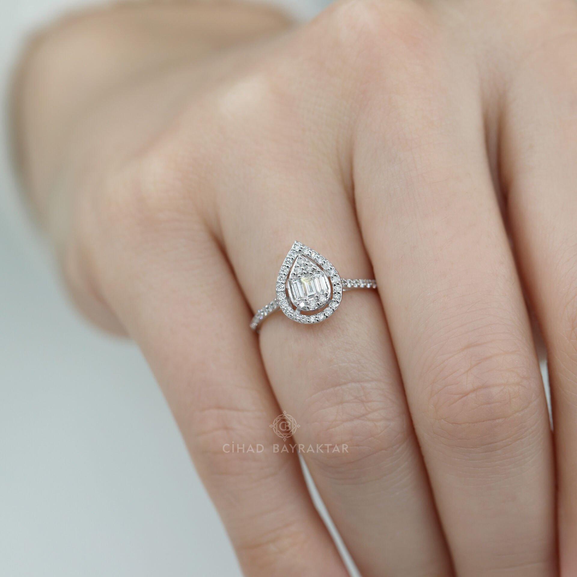 0,40 ct Damla Pırlanta Yüzük