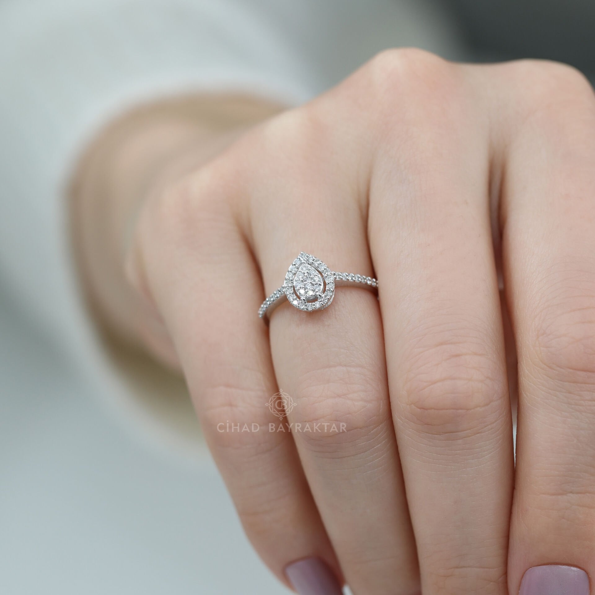 0,23 ct Damla Pırlanta Yüzük