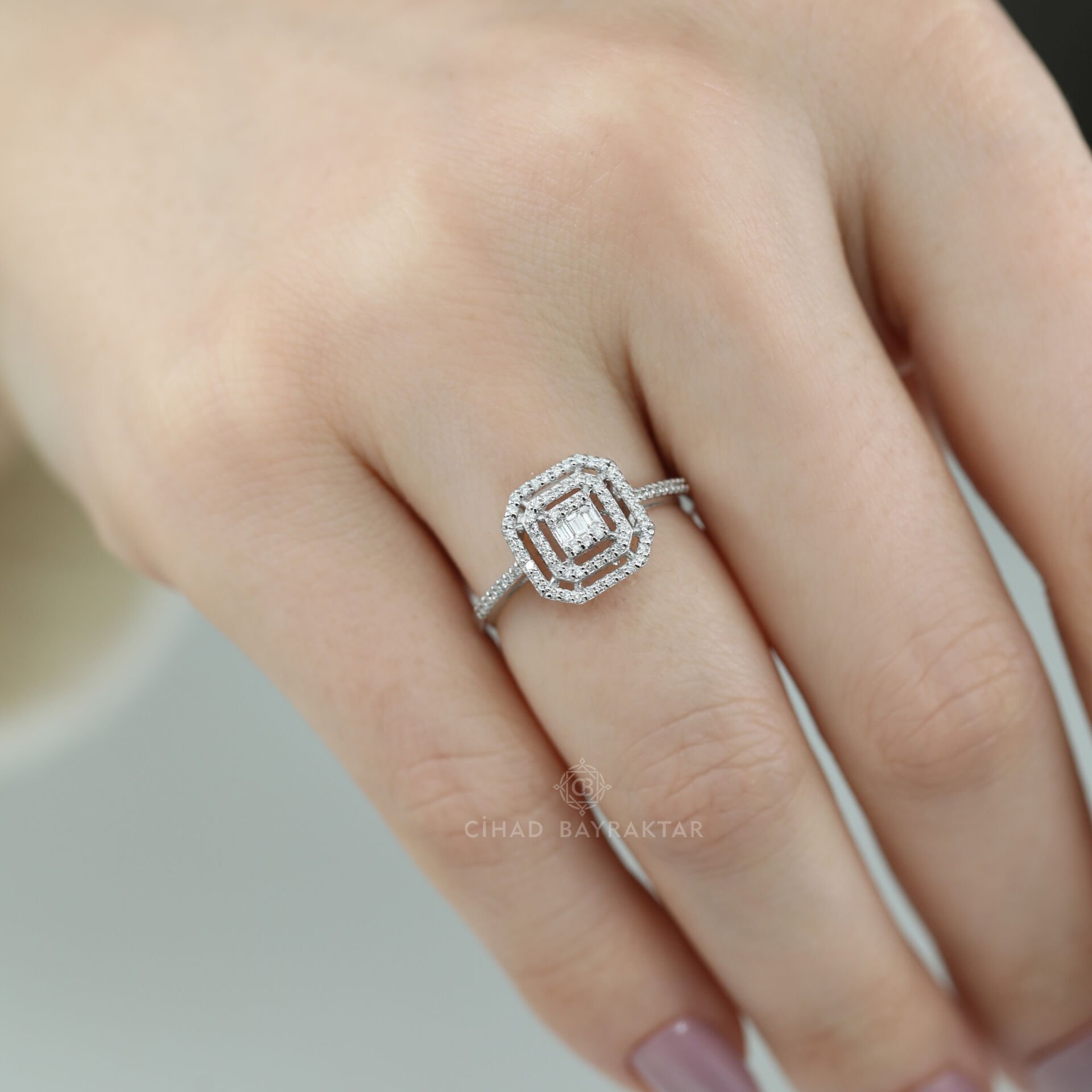 0,28 ct Pırlanta Baget Yüzük