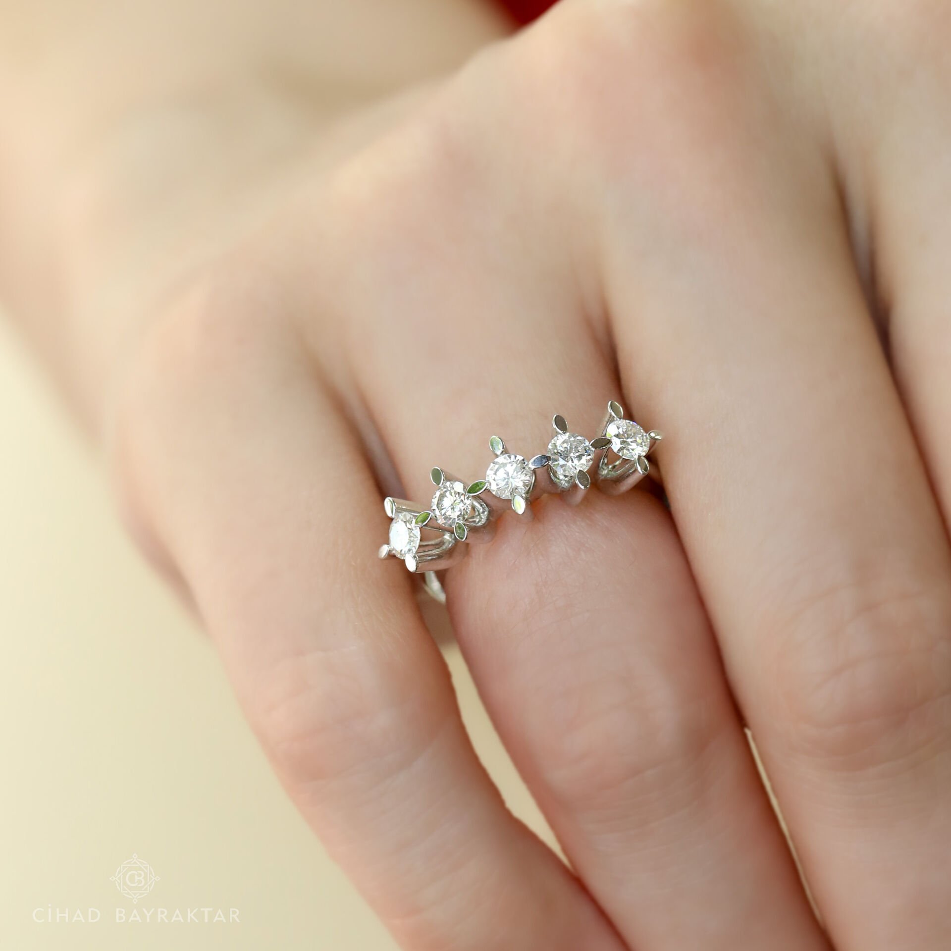 0,68 ct Pırlanta Beştaş Yüzük
