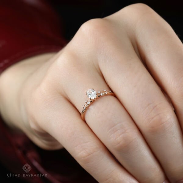 0,52 ct Oval Kesim Pırlanta Yüzük