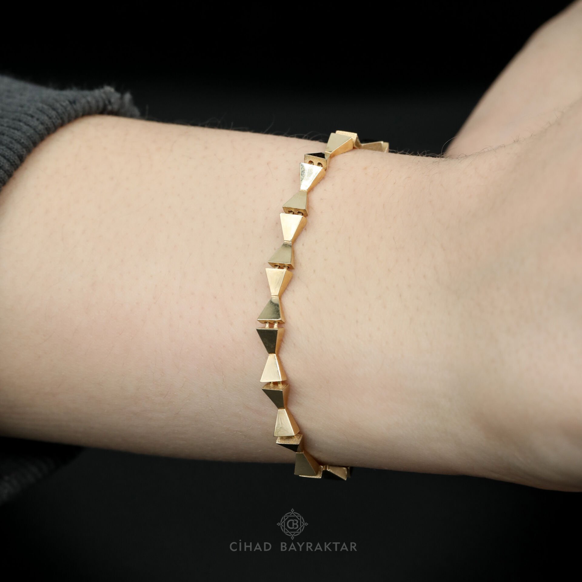 Trend Altın Bileklik