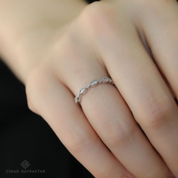 0.13 ct Pırlanta Yarım Tur Yüzük