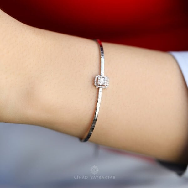 0,19 ct Baget Pırlanta Bileklik