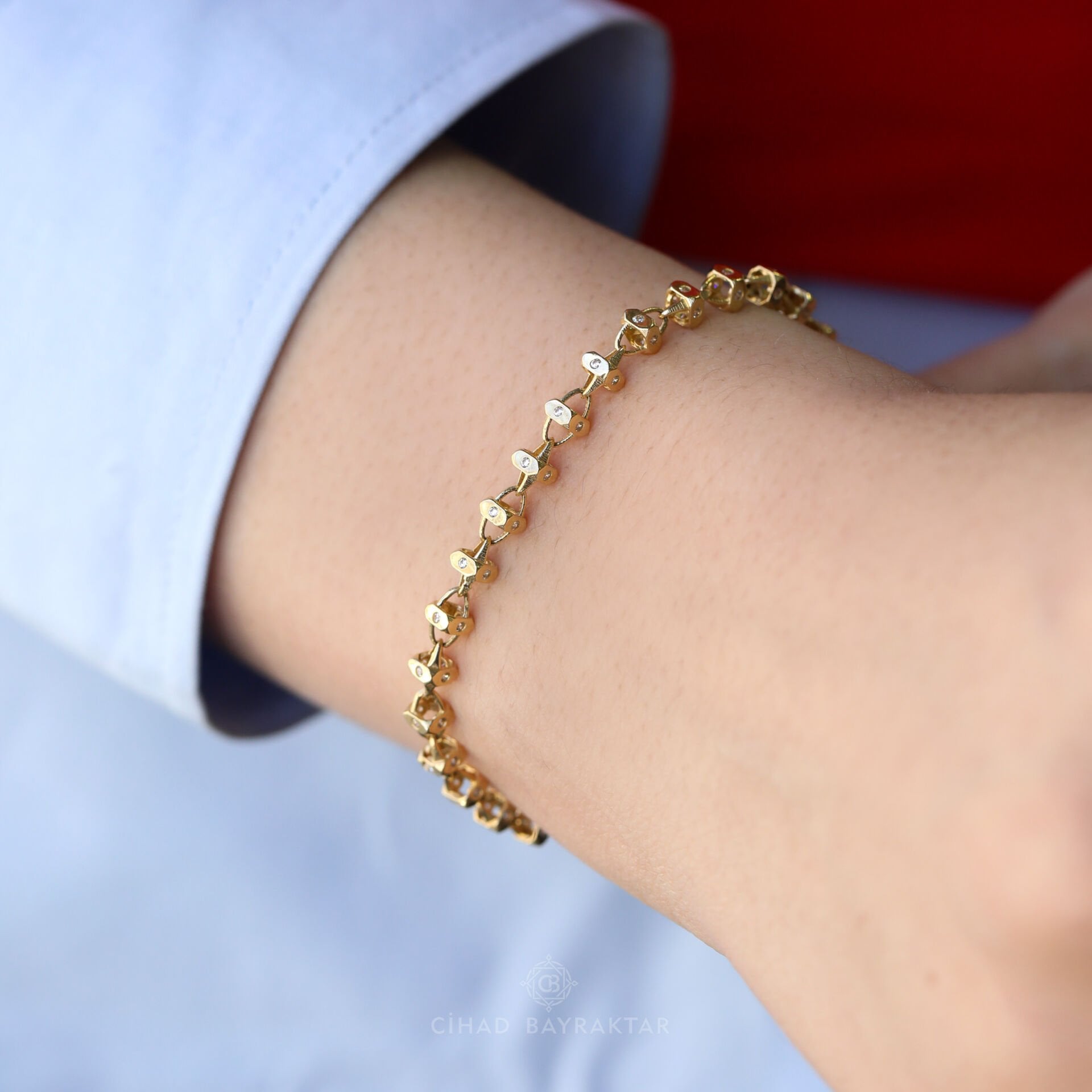 Taşlı Altın Bileklik